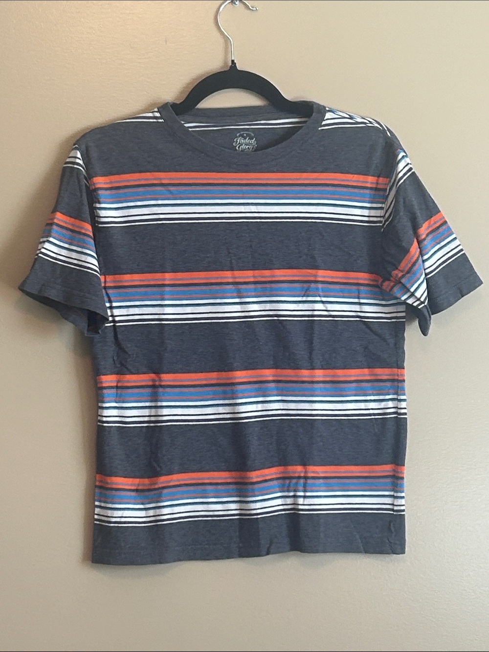 Faded Glory Gray Short Sleeve Tee with Orange, Blue, and White Stripes - Large